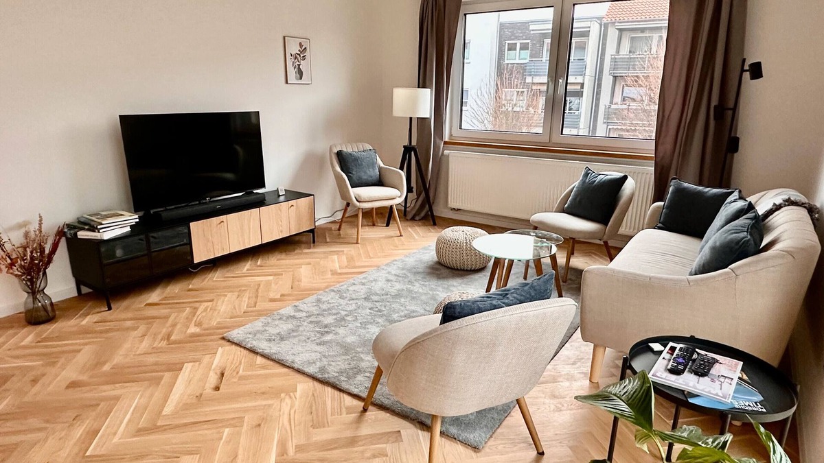 Hildesheim District Apartment | Apartment 'The Pureness 1' with Shared Garden, Balcony and Wi-Fi