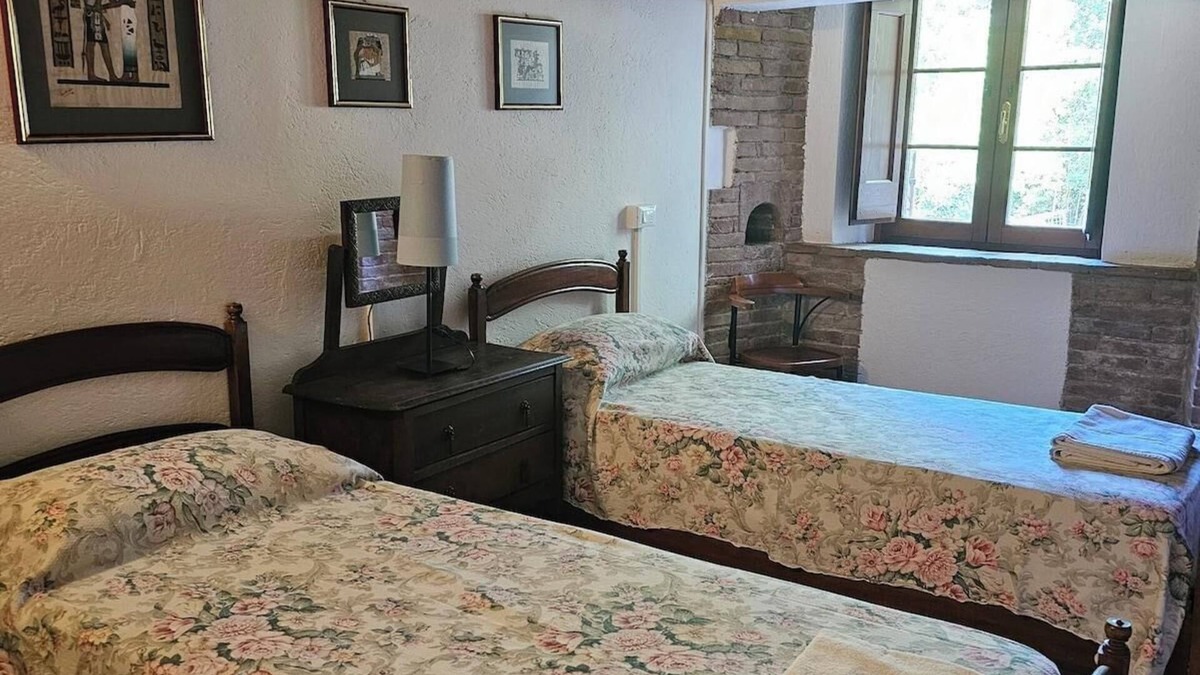 Castel d'Arno Apartment | APARTMENT: THREE-ROOM APARTMENT INSIDE AN ANCIENT CASTLE WITH PANORAMIC POOL