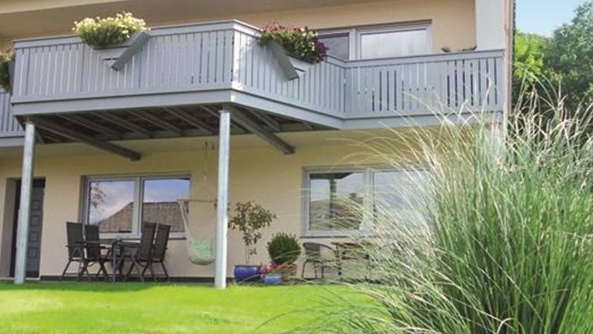 Oberstadtfeld Apartment | Apartment Thull - 4-bed apartment with shower and bath/WC
