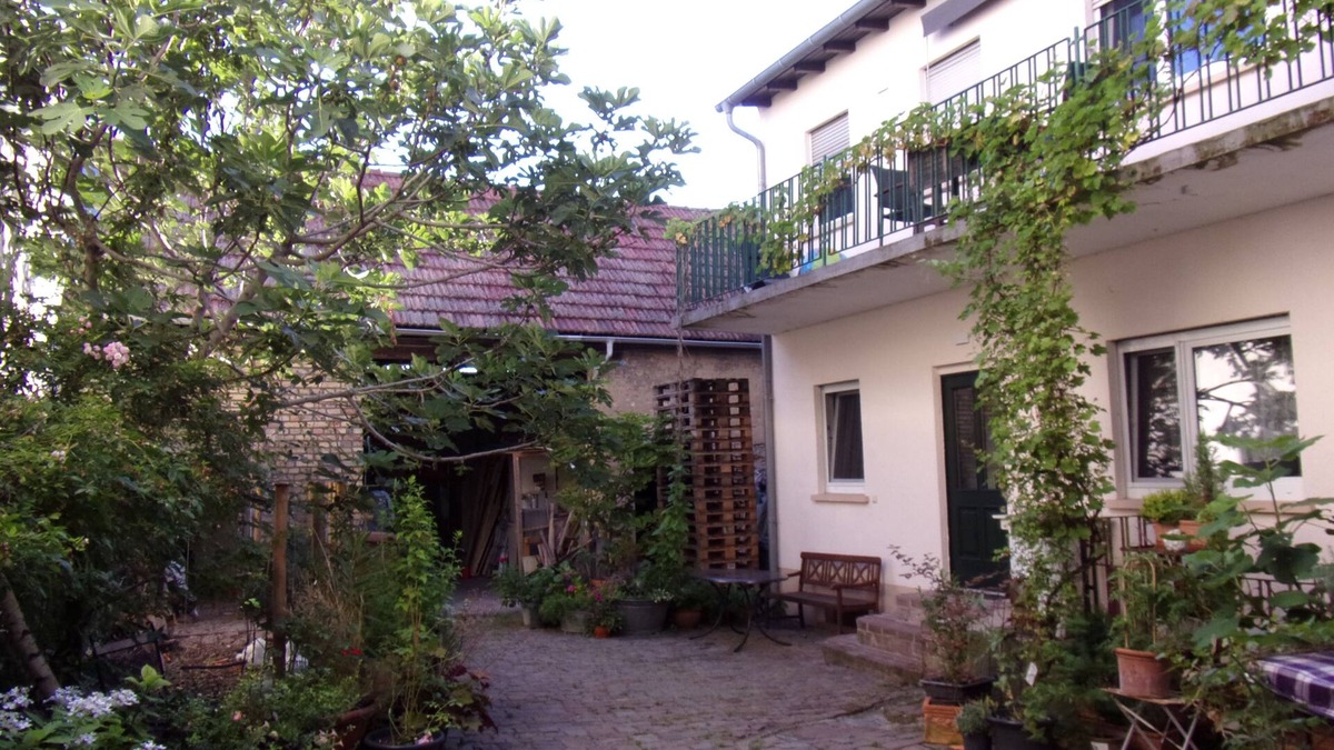 Neulussheim Apartment | Apartment to the courtyard