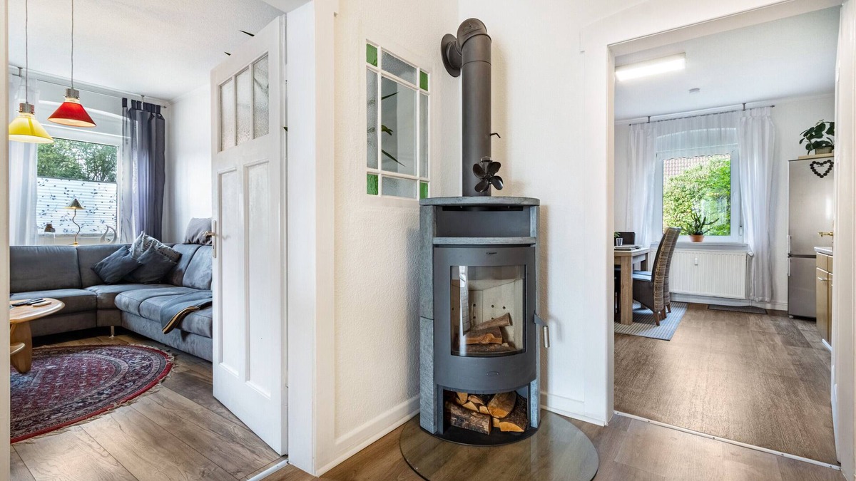 Porta Westfalica Apartment | Apartment 'Toms Hütte' with Private Terrace and Wi-Fi
