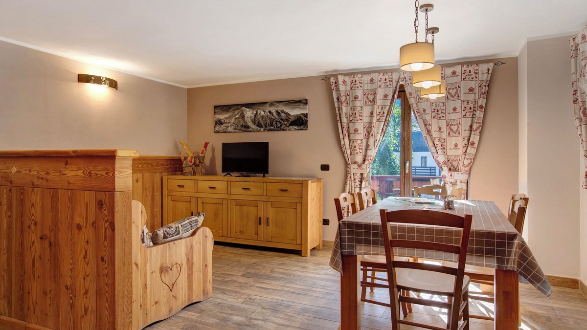 Cogne Apartment | Apartment 'Torre St Orso 4061 - Maison Gerard' with Mountain View, Shared Garden and Wi-Fi