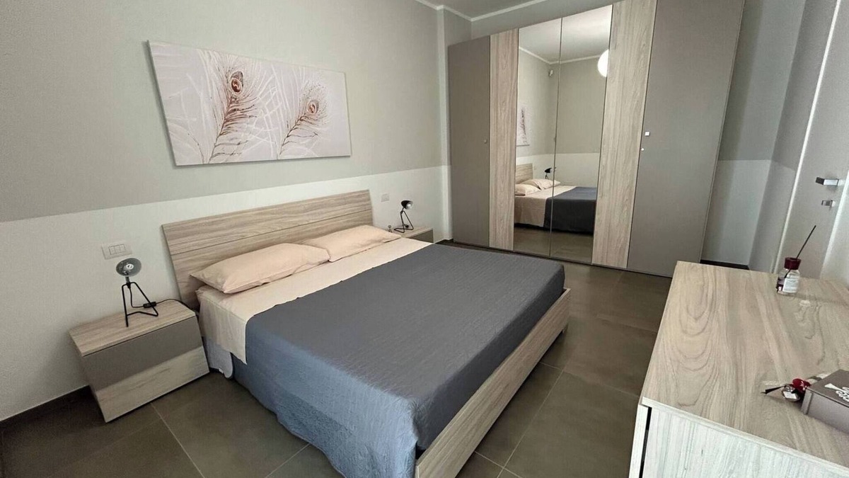 Santa Caterina Apartment | Apartment 'Tramontana' with Private Terrace, Wi-Fi and Air Conditioning