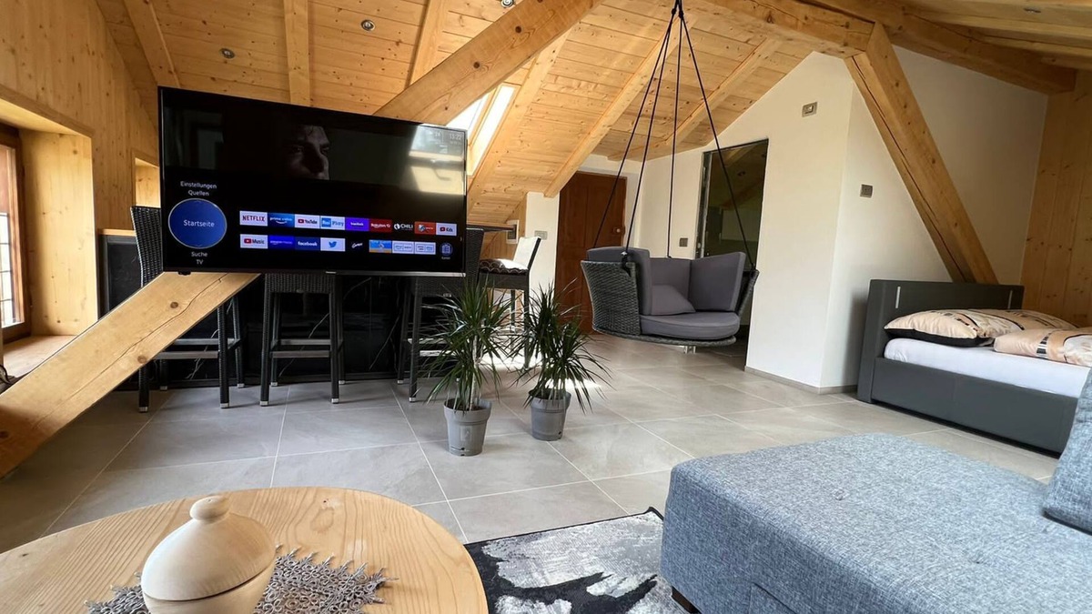 Castelfondo Apartment | Apartment Truma Swing Castelfondo with Shared Garden & Wi-Fi