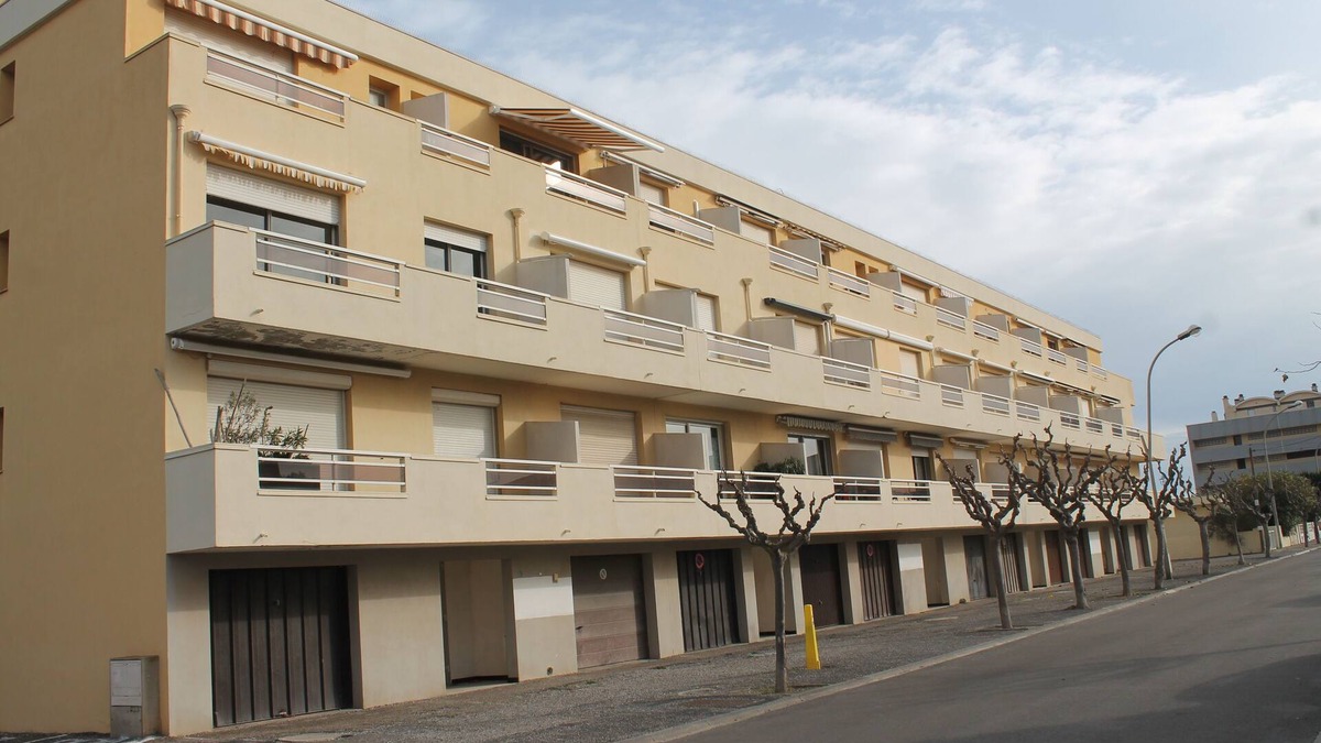 Port-la-Nouvelle Apartment | Apartment type 2 PORT LA NOUVELLE 300 m from the beach.