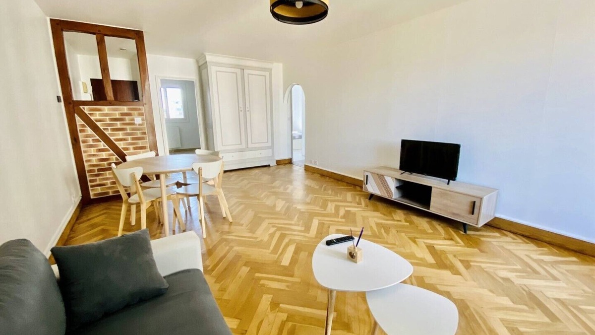 Joue-les-Tours Apartment | Apartment Type3 de Standing, Centre-Ville