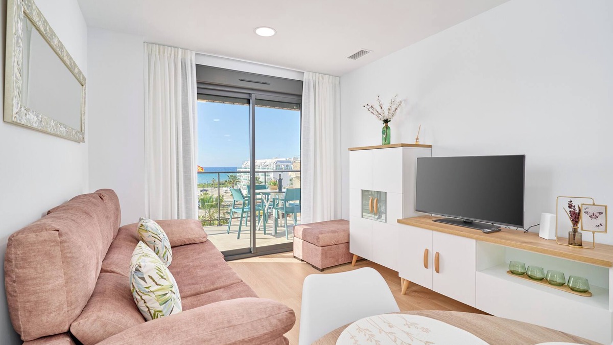 Los Llanos Apartment | Apartment 'Un Sueño Hecho Realidad En Torrox' with Sea View, Wi-Fi and Air Conditioning