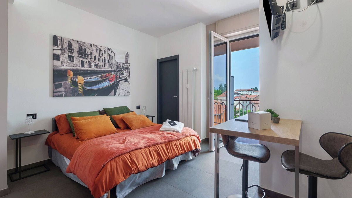 Gattico Apartment | Apartment 'Venezia' with Mountain View, Balcony and Wi-Fi