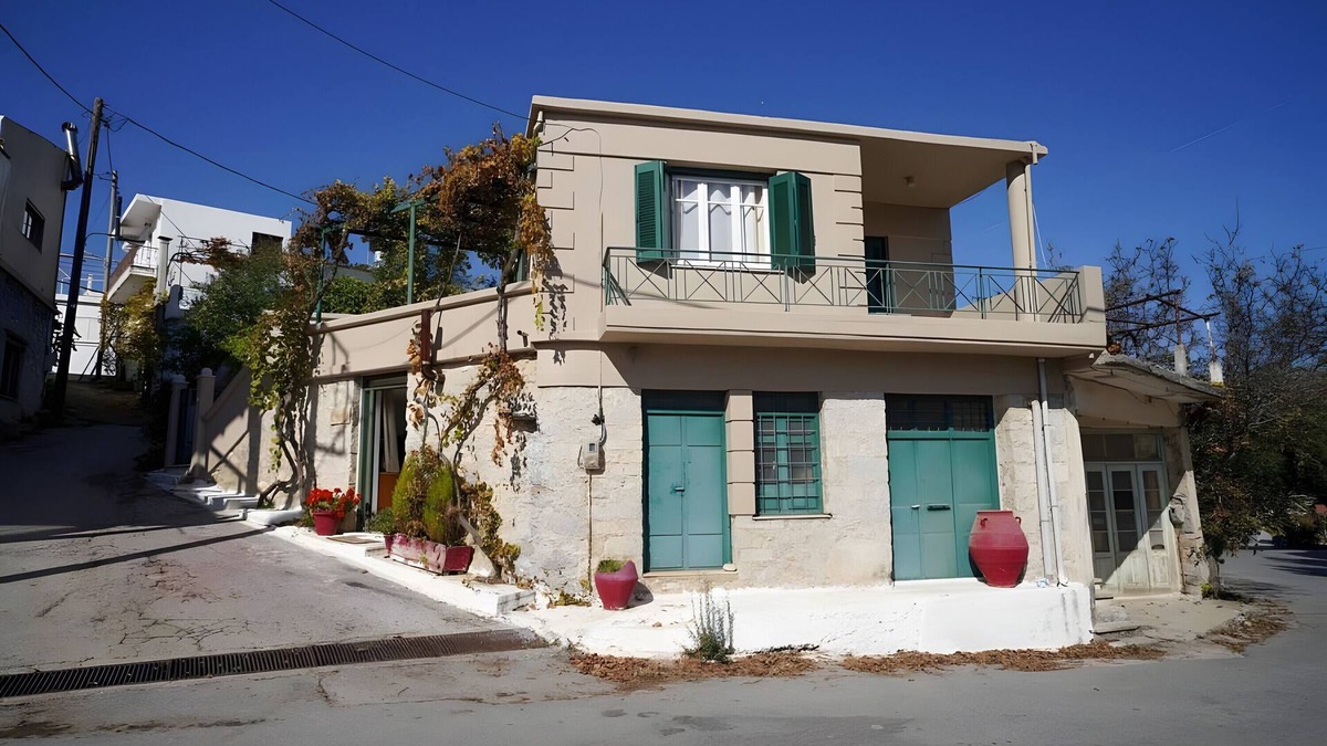 Marmaketon Apartment | Apartment 'Vilaeti Stone House - Cretan Cozy' with Mountain View, Private Terrace and Wi-Fi