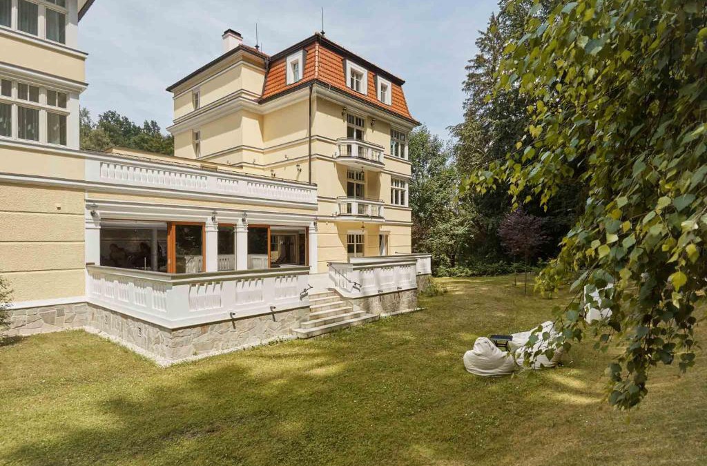 Karlovy Vary Apartment | Apartment Villa Dionysus