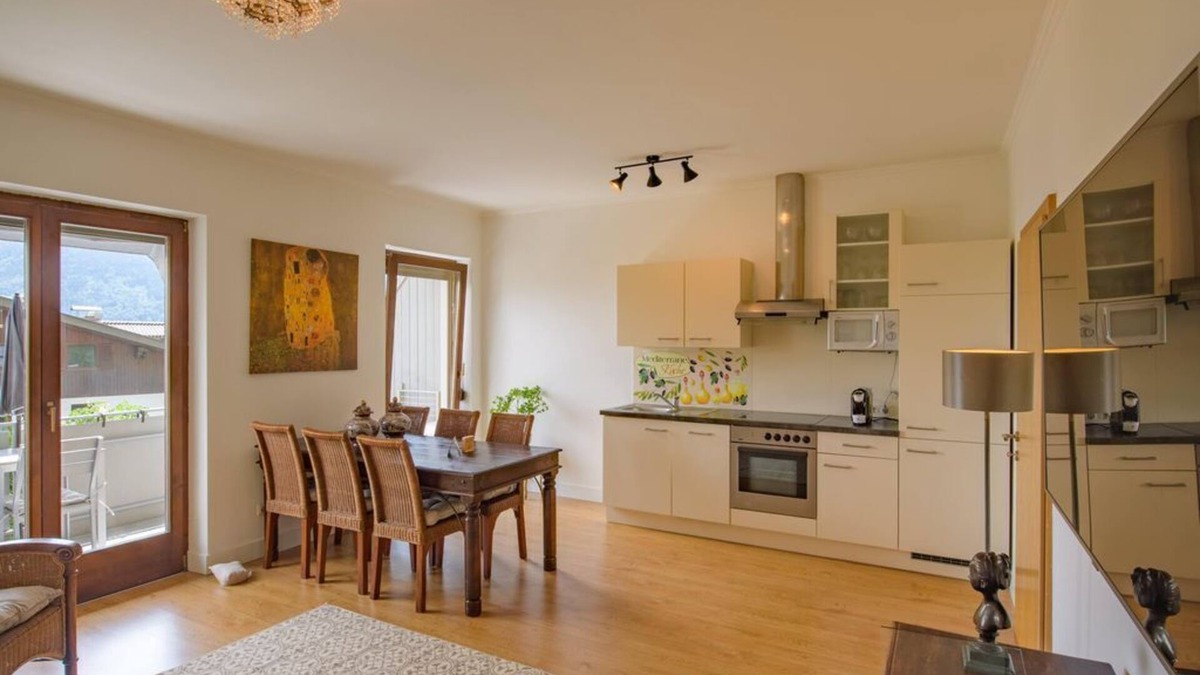 Steindorf am Ossiacher See Apartment | Apartment Villa - Waldvilla Bergsee