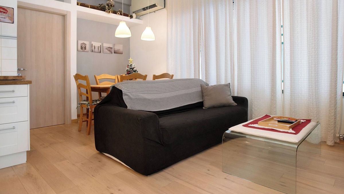 Pergine Valsugana Apartment | Apartment 'Vinc Trotti House Of Dj-vu' with Mountain View, Wi-Fi and Air Conditioning