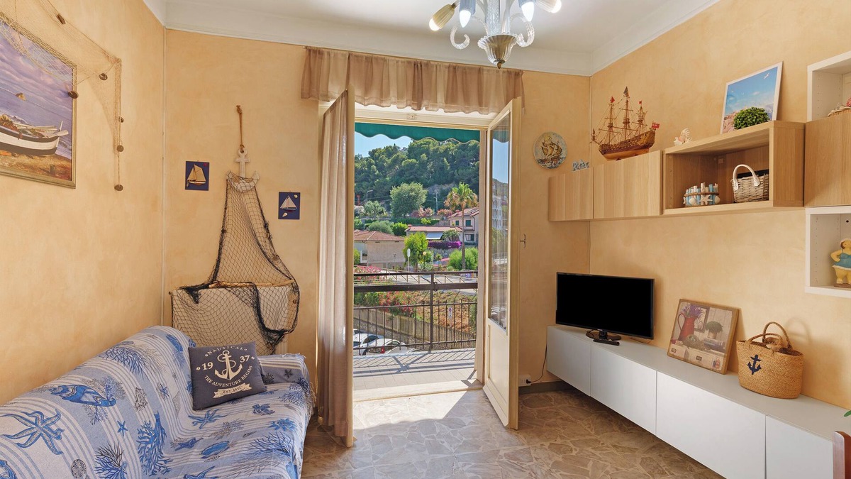 Marina di Andora Apartment | Apartment 'Vista Mare' with Sea View, Balcony and Air Conditioning