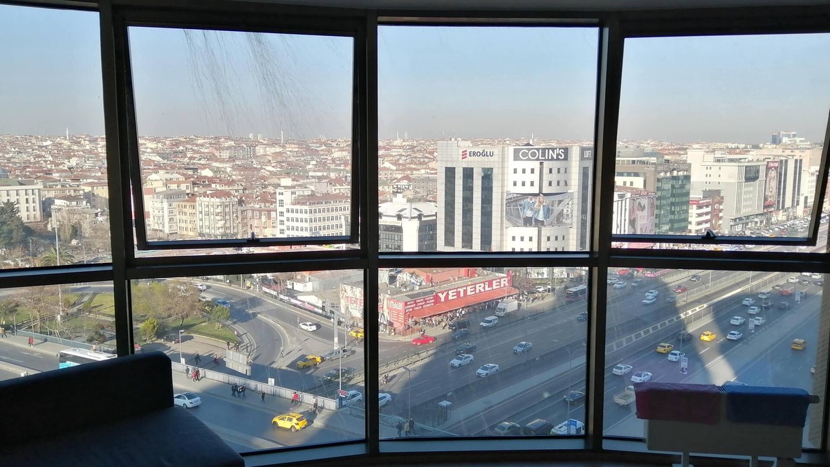 Bakırkoy Apartment | Apartment wıthın a complex well served and sucured