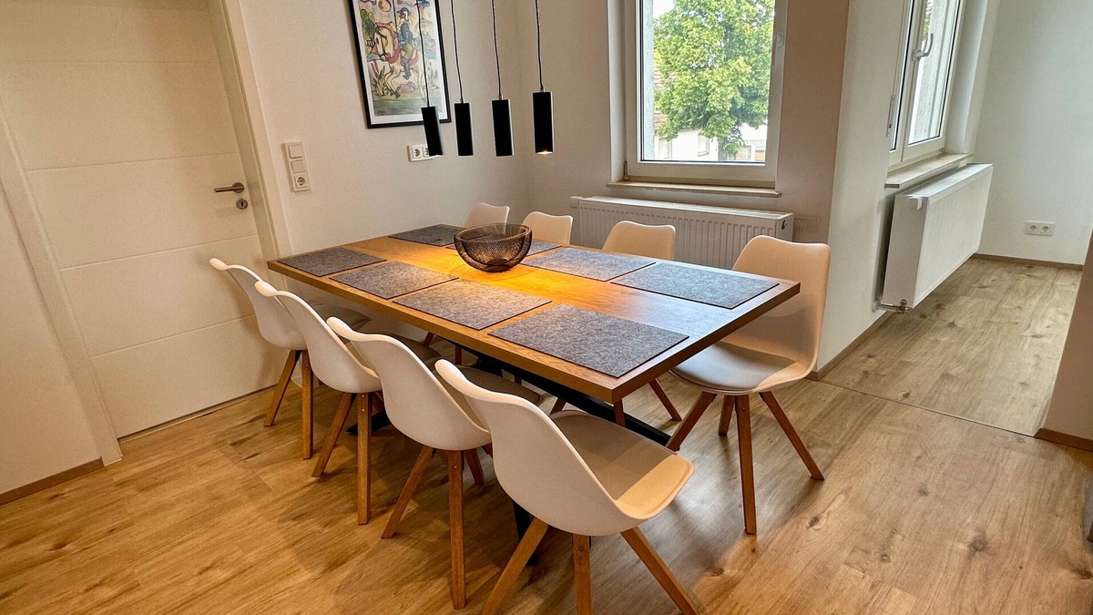 Biebesheim am Rhein Apartment | Apartment 'Wohnen Auf Zeit - No1' with Private Terrace, Balcony and Wi-Fi