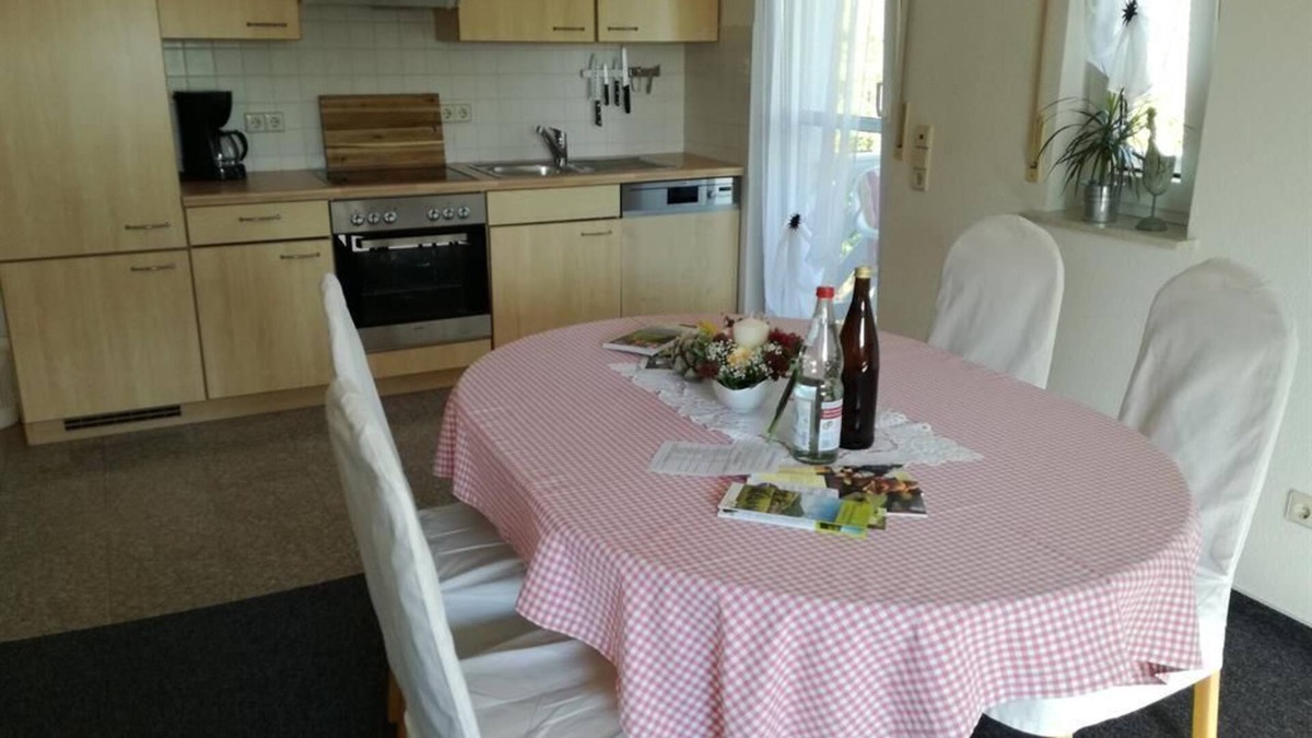 Kapellen-Drusweiler Apartment | Apartment with 2 bedrooms, 2 OG. - Apartments Eichenhof
