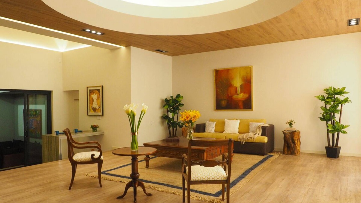 Zona Rosa House | Apartment w/Salon-Bar & Balcony - Near the Angel
