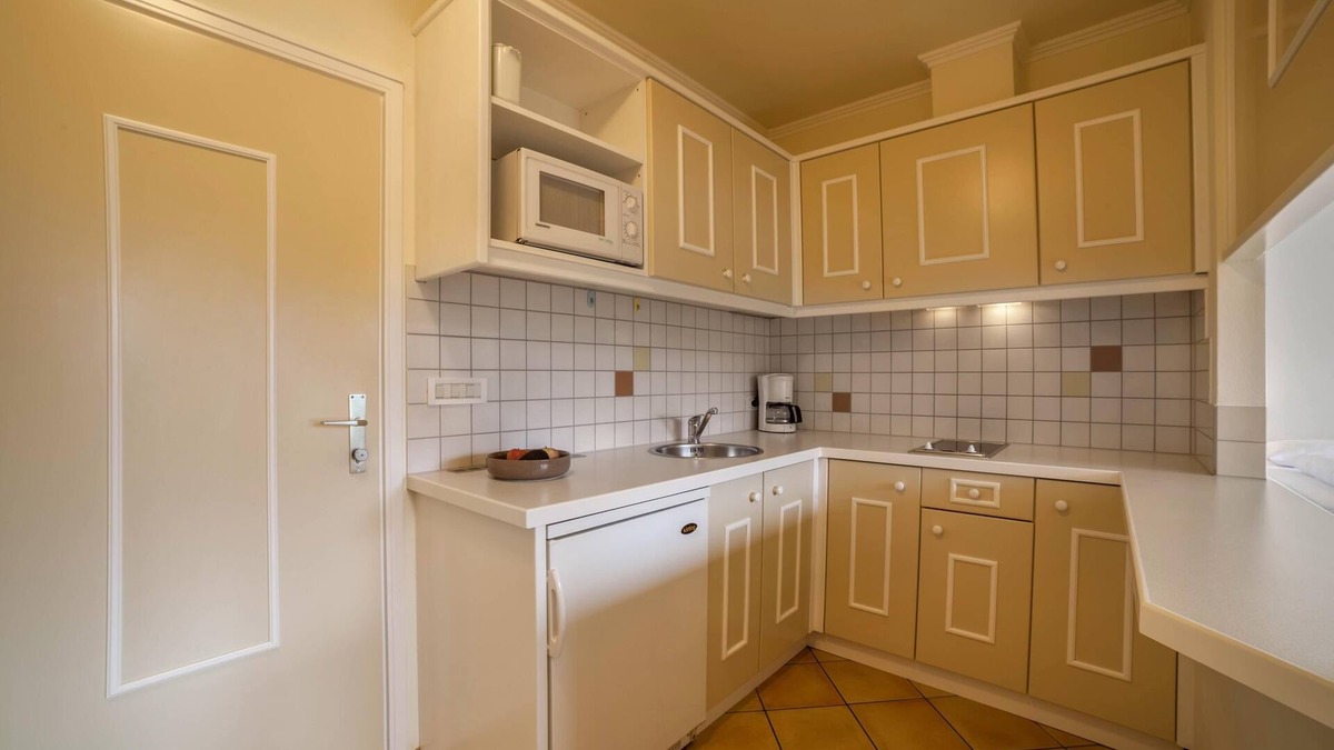 Parcines Apartment | Apartment "Wanda 5" with Wi-Fi, Balcony & Swimming Pool