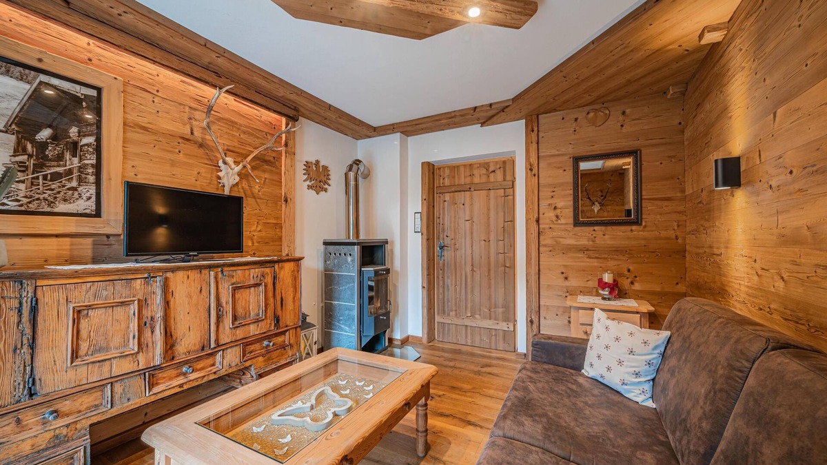Kirchdorf in Tirol Apartment | Apartment with pool near the lift