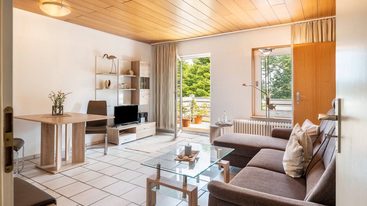 England Apartment | Apartment 'Wiitsicht' with Shared Terrace, Shared Garden and Wi-Fi