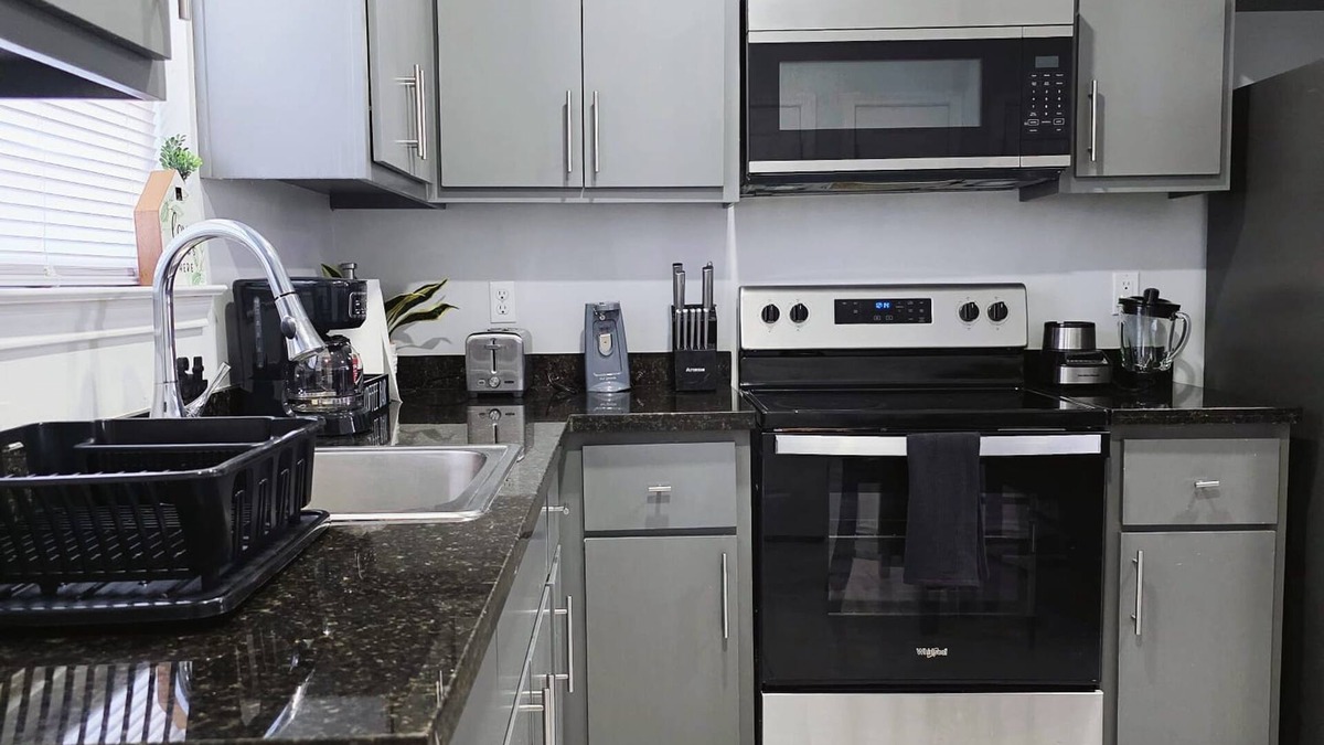 Weslaco Apartment | Apartment With 3 Bedrooms 40 Minutes From South Padre