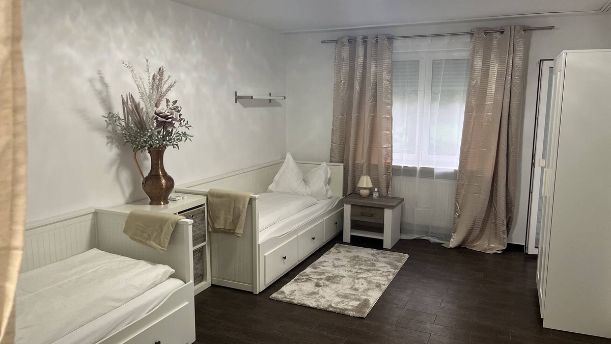 Hasenbergl-Lerchenau Ost Condo | Apartment with 55 square meters, near the city center - with terrace