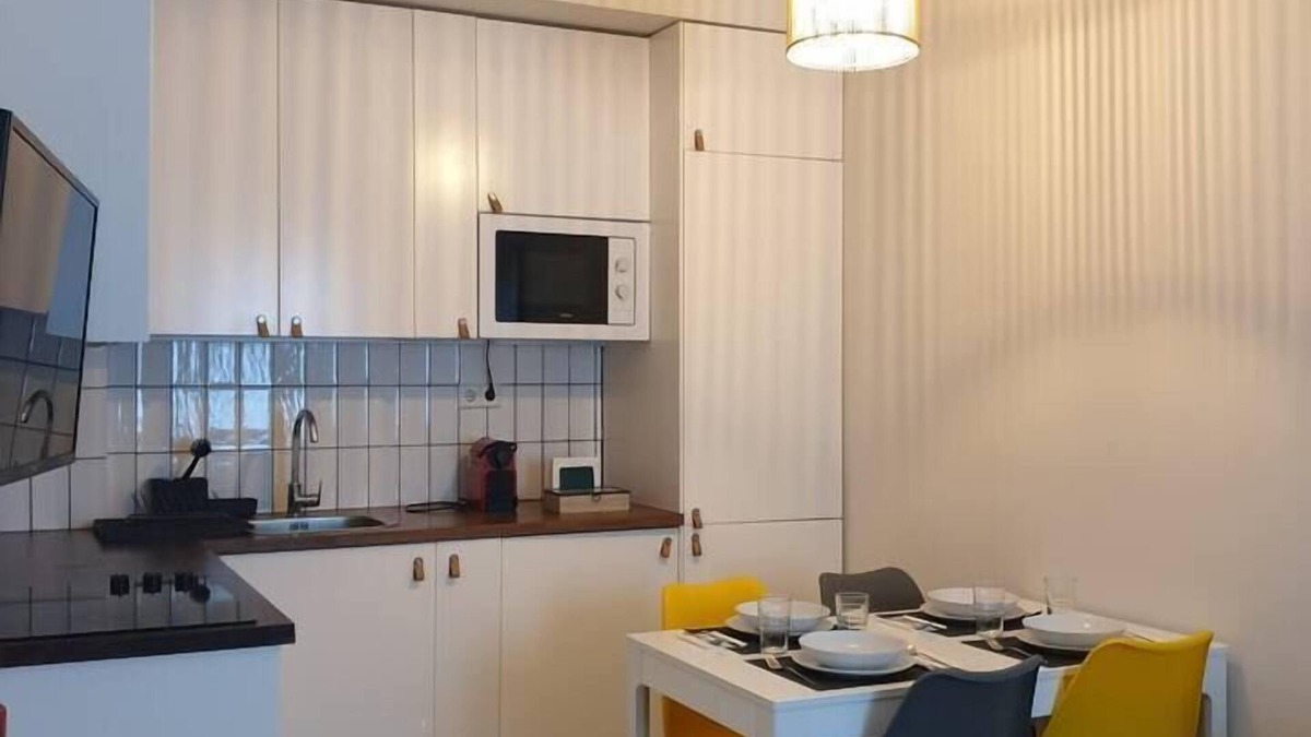 San Blas-Canillejas Apartment | Apartment with A/C next to the Metropolitano