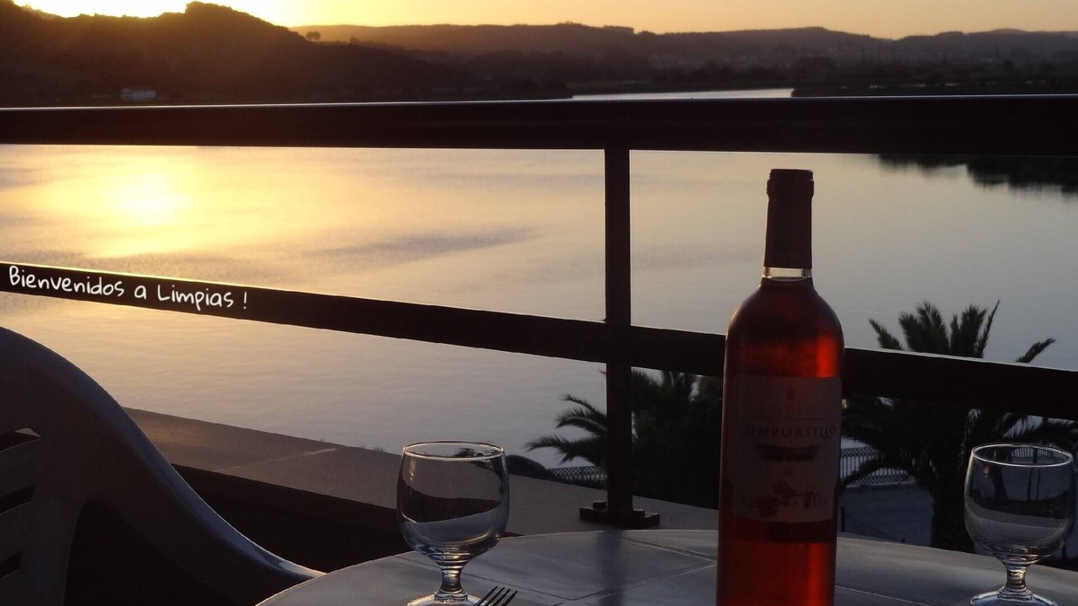 Limpias Apartment | Apartment with amazing views of the Ria de Limpias