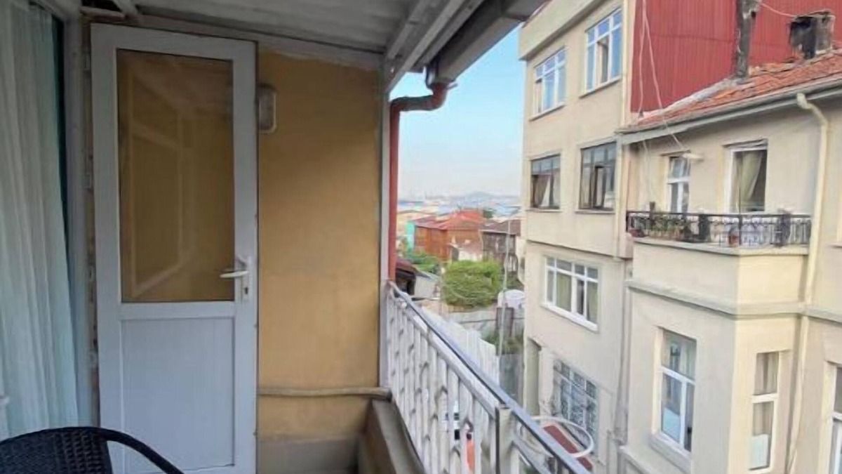 Sultanahmet Apartment | Apartment with Balcony and Kitchennn