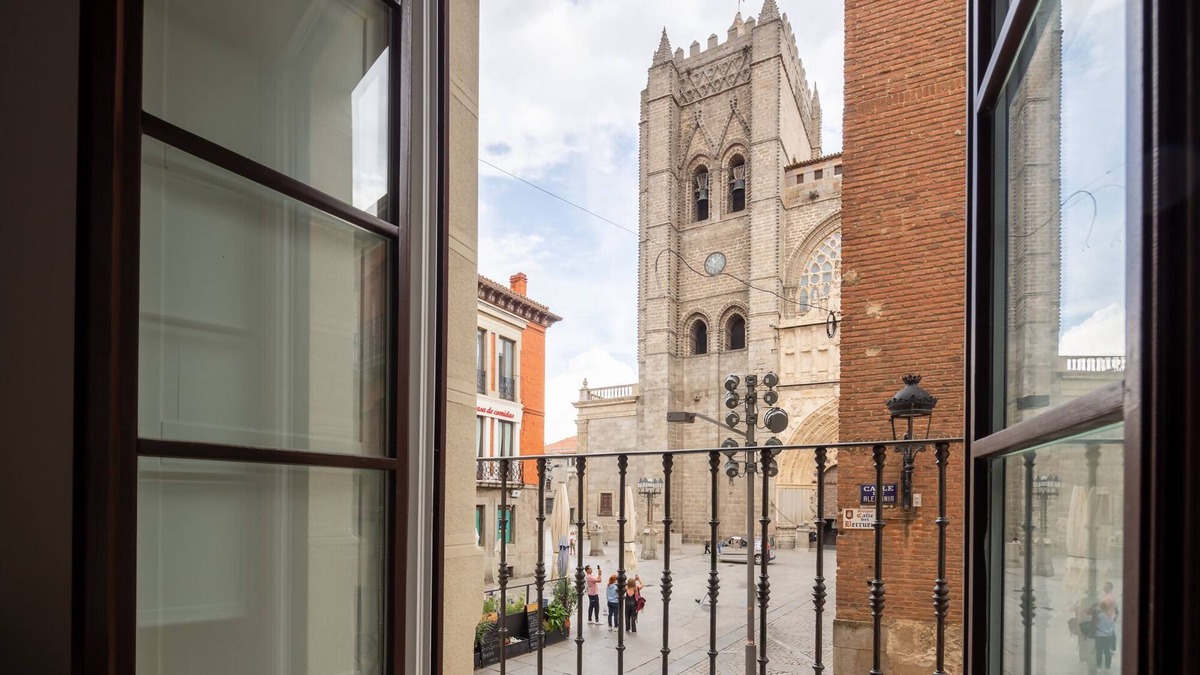 Old Town of Avila Apartment | Apartment with Cathedral Views in the Historic Center of Ávila (Vultus)