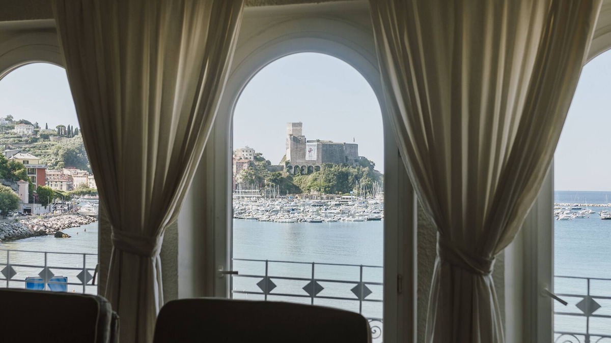 Lerici Apartment | Apartment with exceptional views of the Bay of Lerici