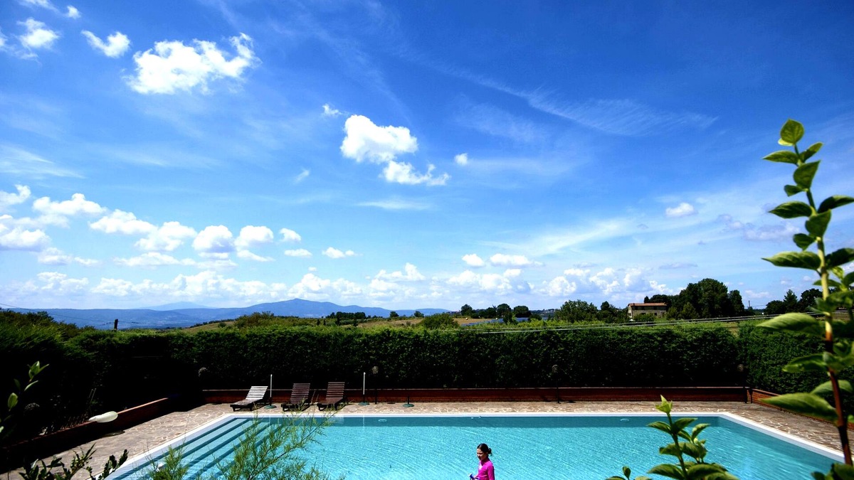 Montegabbione Apartment | Apartment with fantastic view on the ground of organic farm, infinity pool