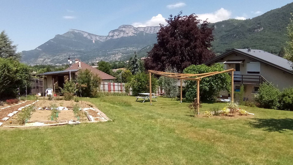 Challes-les-Eaux Apartment | Apartment with a wonderful view