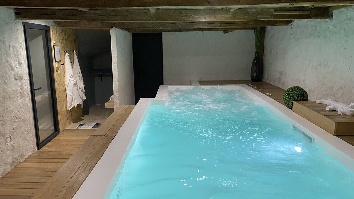 Viuz-en-Sallaz Apartment | Apartment with garden and spa in farmhouse