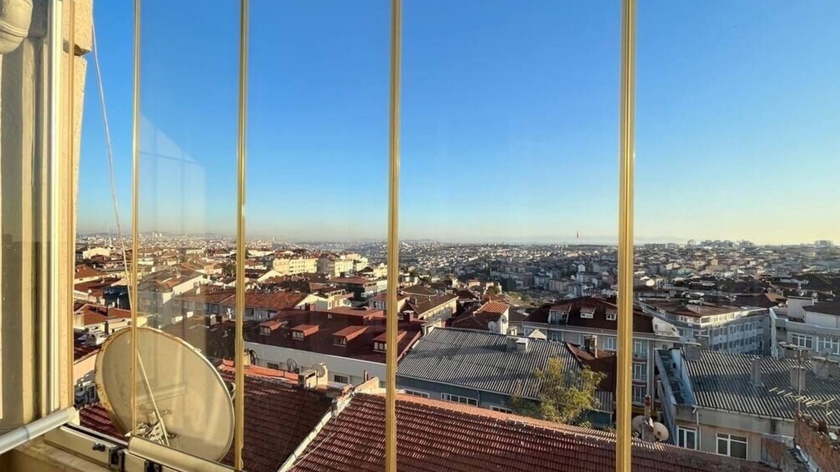 Gaziosmanpasa Apartment | Apartment with Golden Horn View