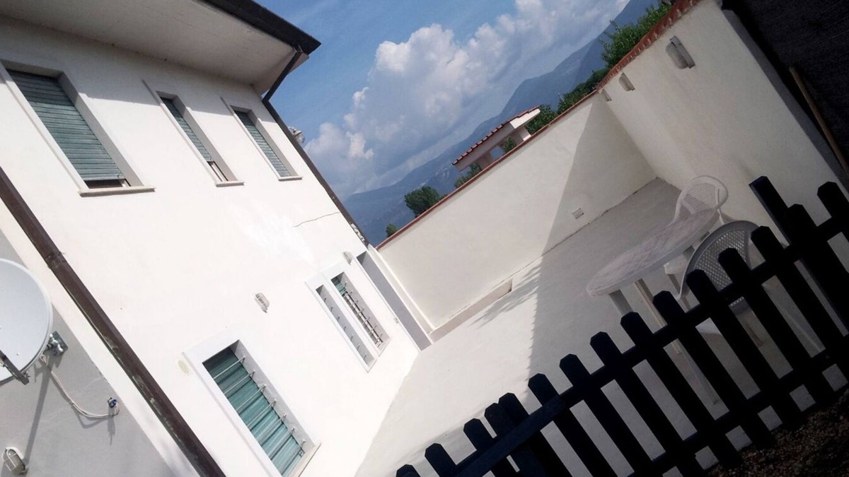 Latina House | Apartment with garden 2 km from the center of Latina