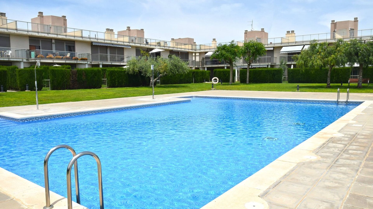 L'Ampolla Apartment | APARTMENT WITH GARDEN IN THE MIRADOR DEL DELTA