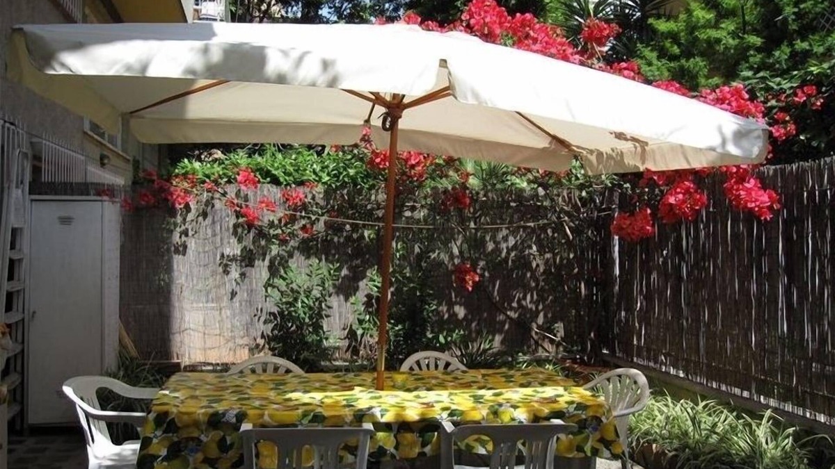 Trionfale Apartment | Apartment with garden Vatican area - walking from metro