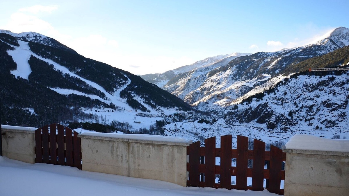 Soldeu Apartment | Apartment With Great Mountain Views, close to lifts and in Soldeu Village