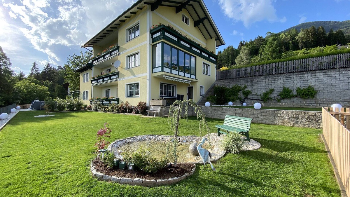 Millstatt Apartment | Apartment with lake view & mountain panorama