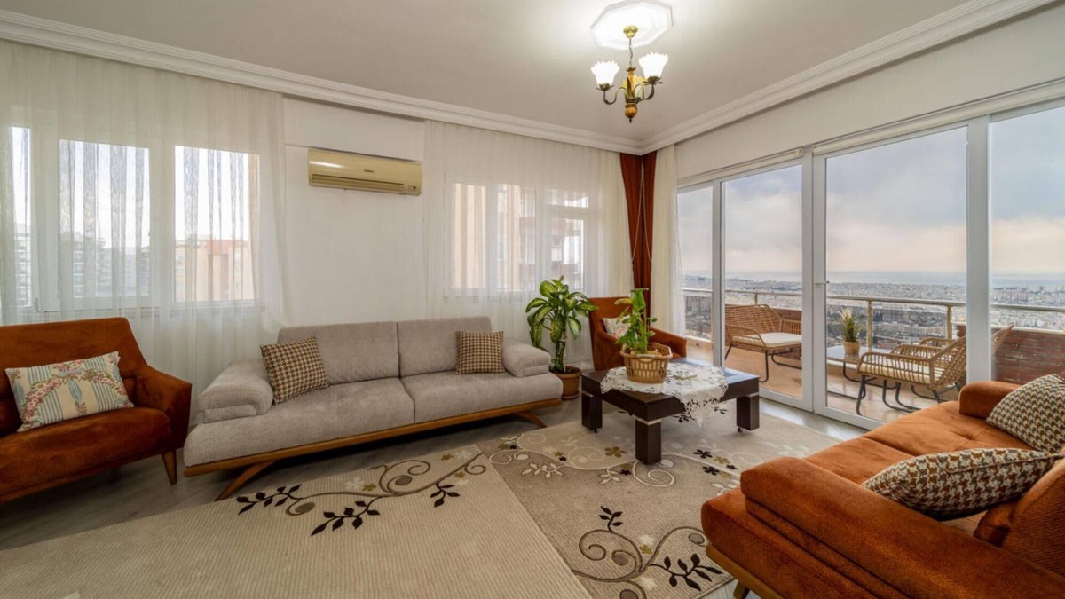 Kepez Apartment | Apartment with Panoramic City View in Kepez