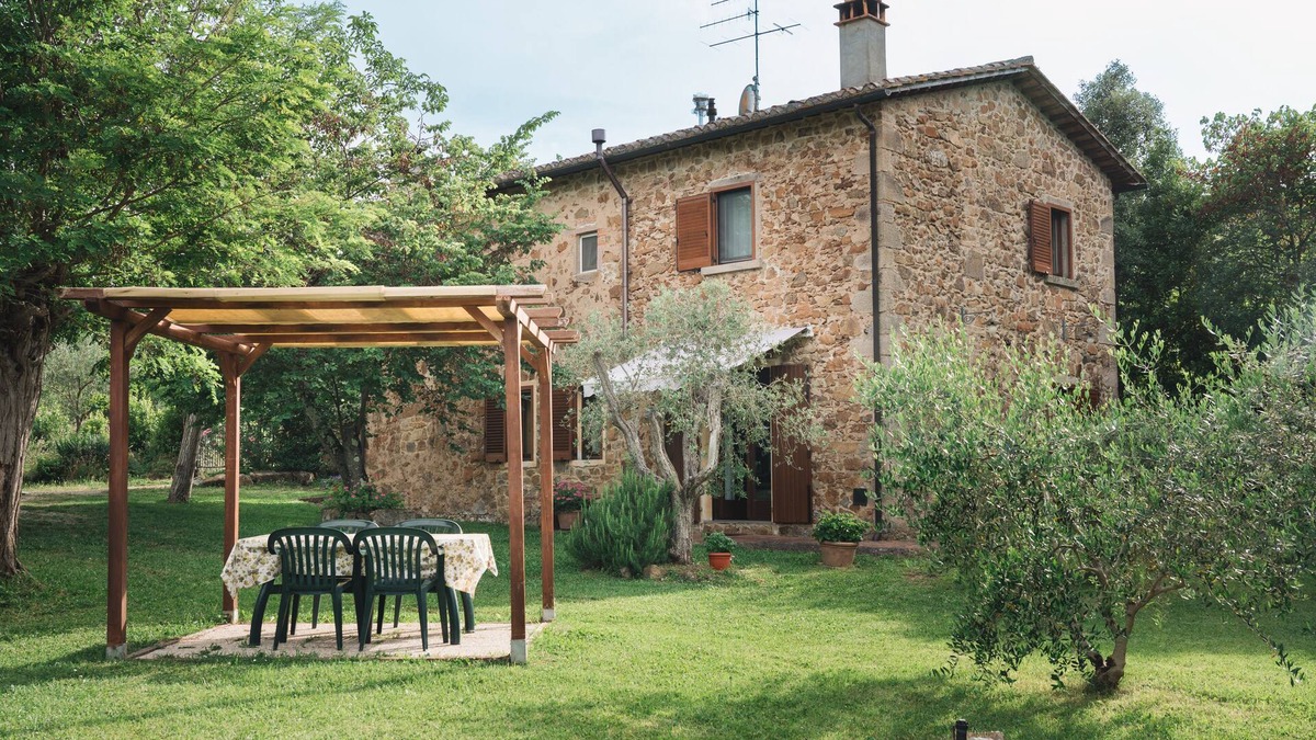 Montemassi House | Apartment with Pool near Roccatederighi in Tuscan Maremma