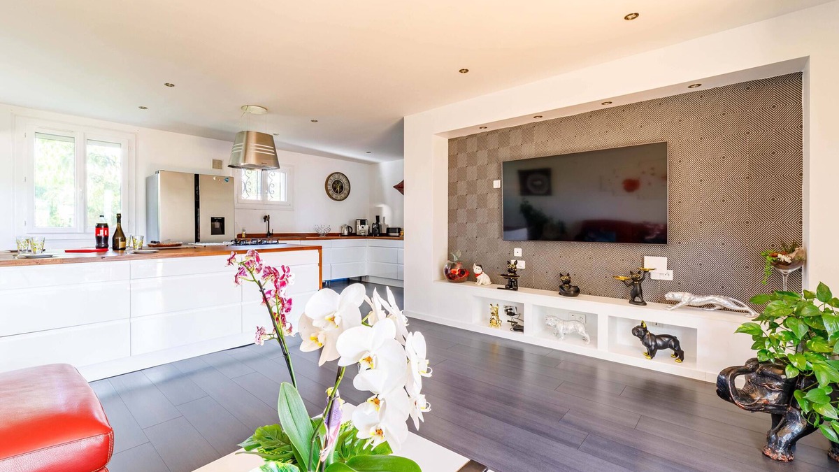 Taradeau Apartment | Apartment with pool and garden