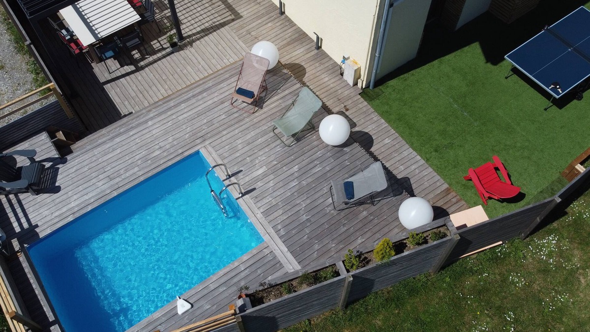 Seynod Condo | Apartment with private pool in Annecy