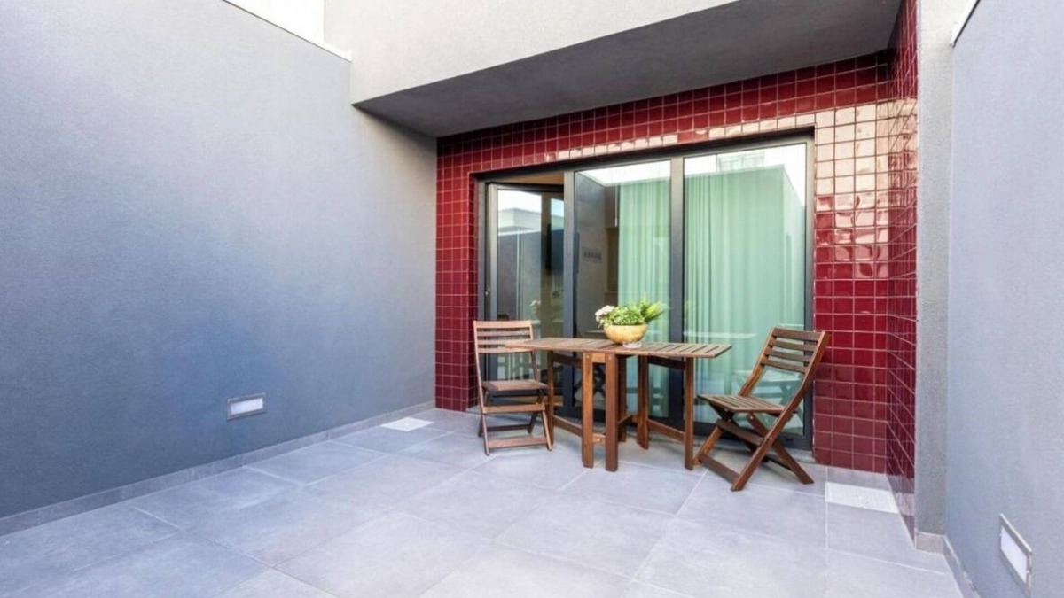 Aveiro Apartment | Apartment with private patio in the center of Aveiro