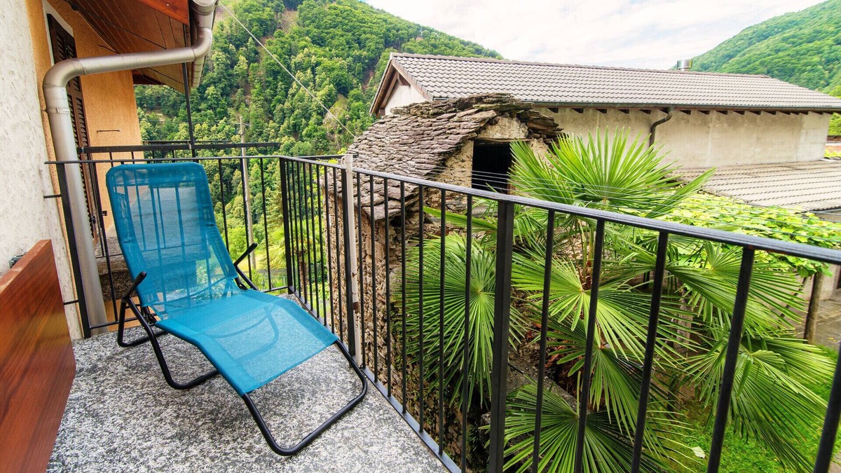 Camedo Apartment | Apartment with sauna in the heart of the Centovalli (STELLA ALPINA)
