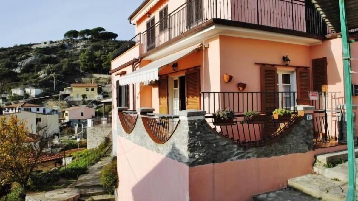 Seccheto Apartment | Apartment with sea view - Seccheto Mare