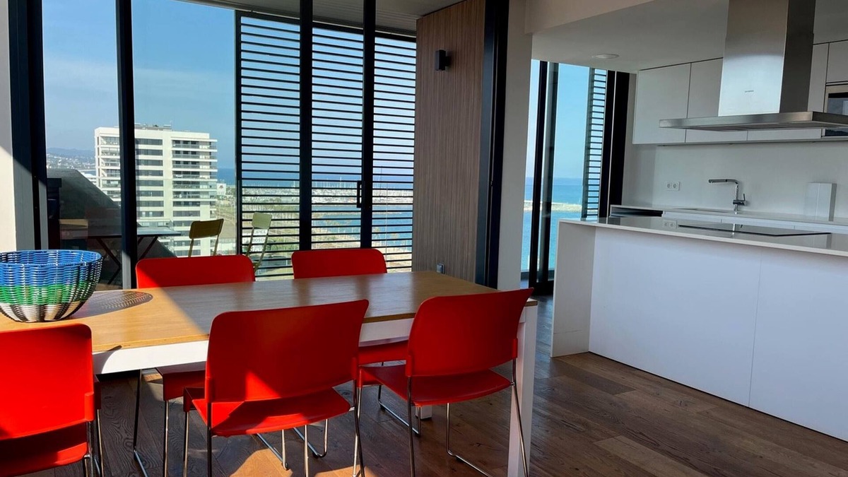 Mataro Apartment | Apartment with sea views and infinity pool, ideal for families.