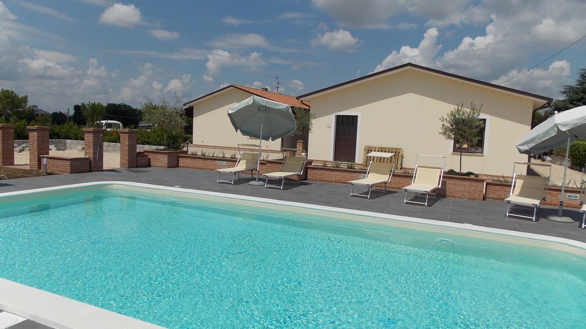 Spello Apartment | Apartment with swimming pool surrounded by park at 1km from of Spello
