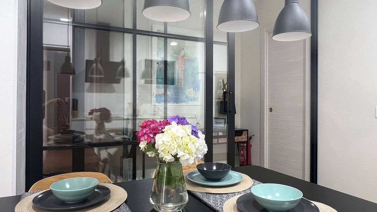 Gijon City Centre House | Apartment with terrace and parking near the beach